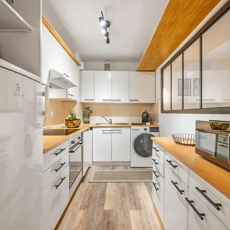 Le Marni Avec Parking Prive * マントン