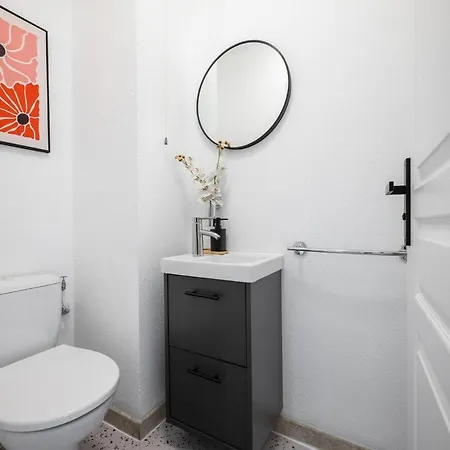 Le Marni Avec Parking Prive アパート *