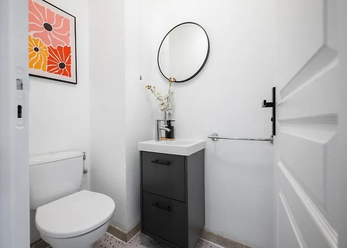 Le Marni Avec Parking Prive アパート *