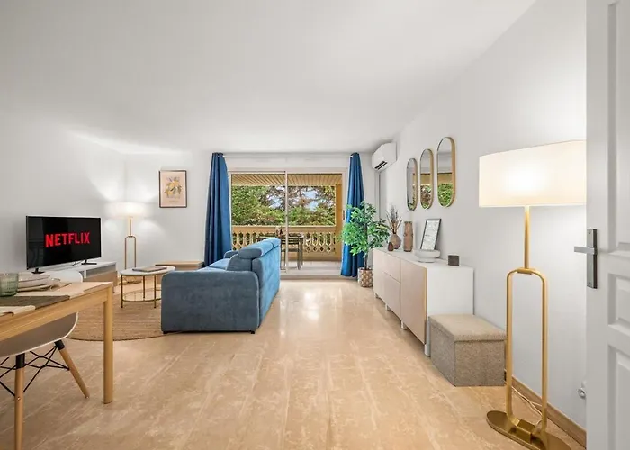 Le Marni Avec Parking Prive * مينتون