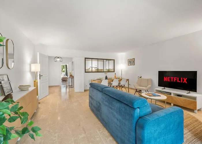 Le Marni Avec Parking Prive アパート