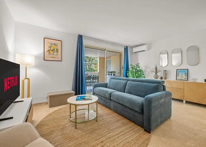 アパート Le Marni Avec Parking Prive マントン