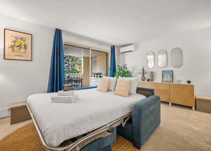 アパート Le Marni Avec Parking Prive マントン