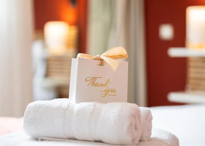 Le Marni Avec Parking Prive شقة مينتون